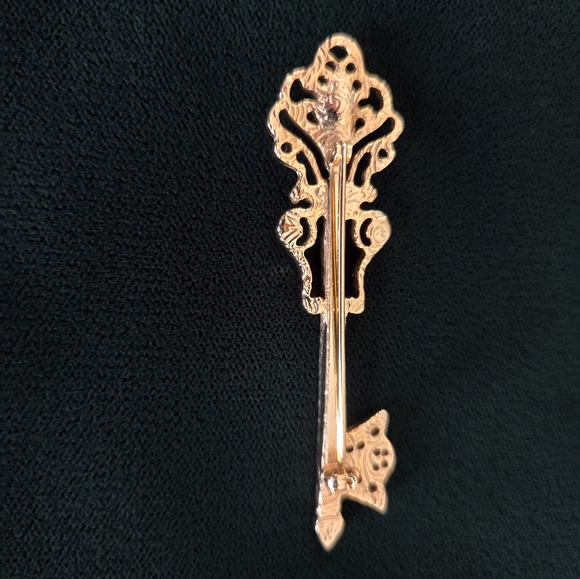 Vintage Brooches - Picture 6 of 7